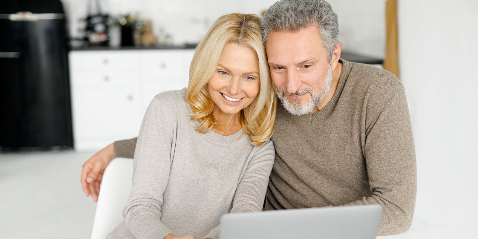 porcelain crown bridge patients pricing procedure